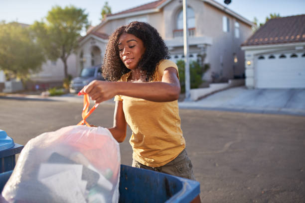 Best Junk Hauling Services  in Northlake, IL
